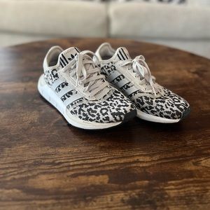 ADIDAS Swift Run cheetah, print, running shoes